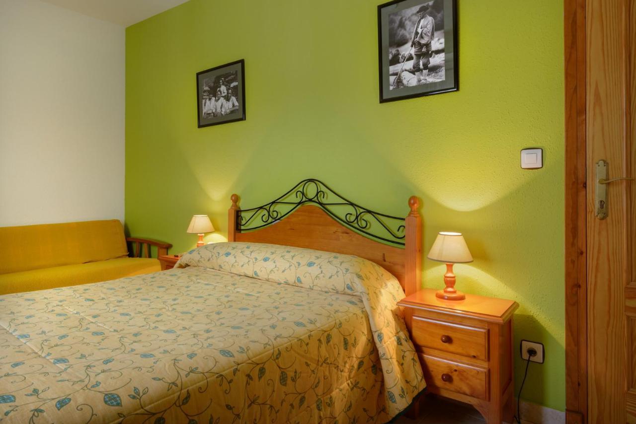 Hostal Kimboa Ansó Exteriör bild
